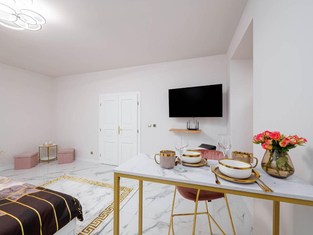 Gold Aleja Nmp 8 - Free Parking Apartment