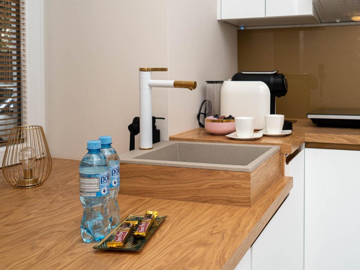 Apartment Gold Aleja Nmp 8 - Free Parking Czestochowa